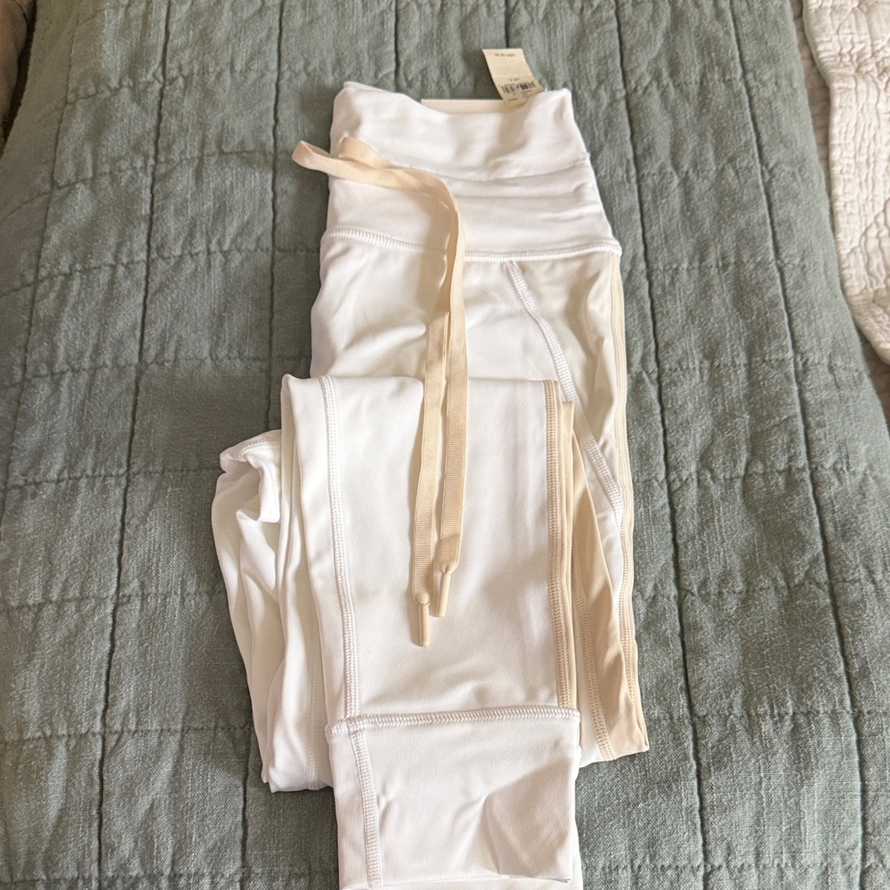 Women's White and Cream Leggings